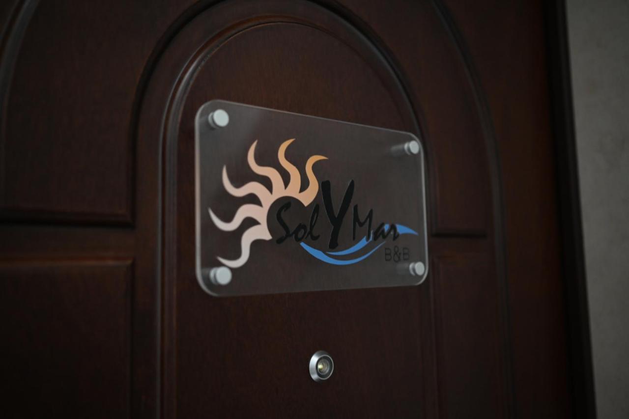 نابولي Solymar B&B المظهر الخارجي الصورة