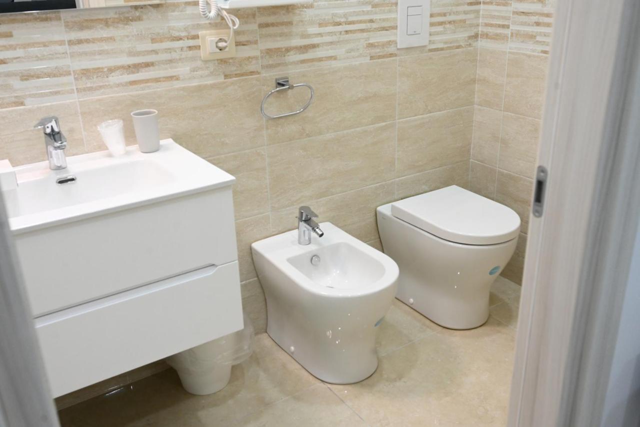 نابولي Solymar B&B المظهر الخارجي الصورة