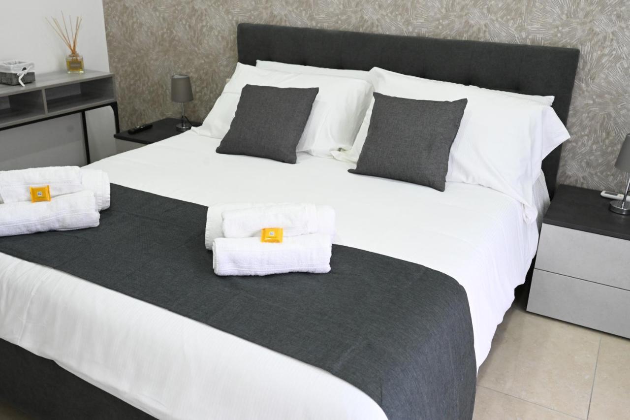 نابولي Solymar B&B المظهر الخارجي الصورة