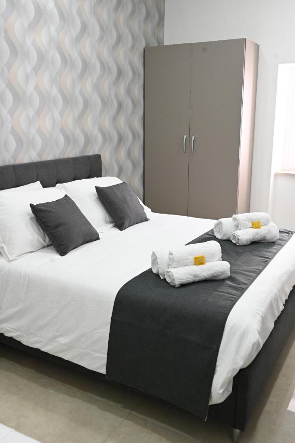 نابولي Solymar B&B المظهر الخارجي الصورة