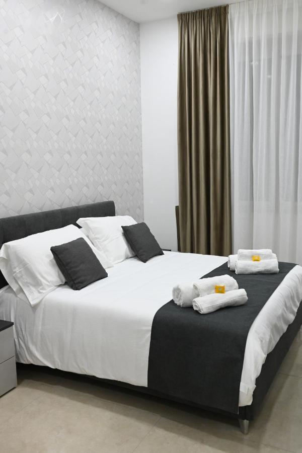نابولي Solymar B&B المظهر الخارجي الصورة