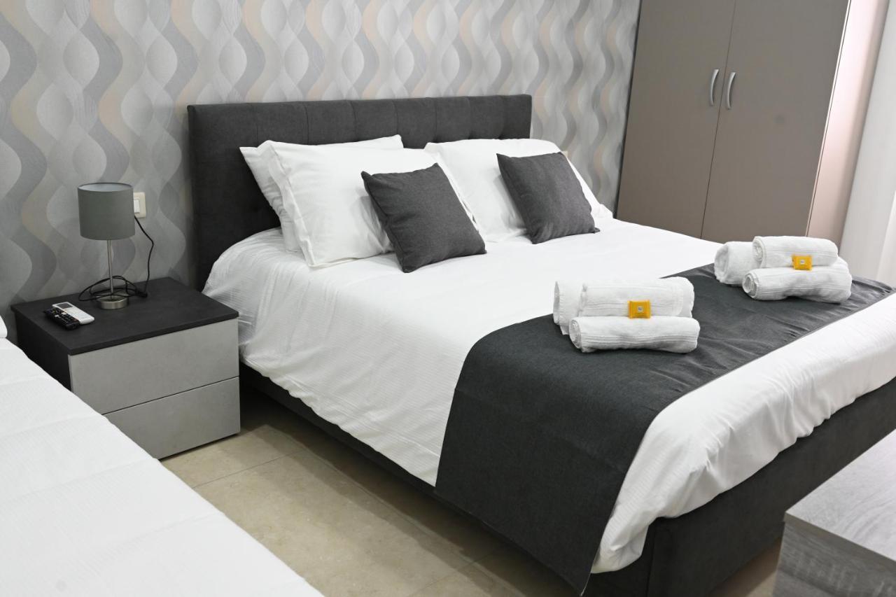 نابولي Solymar B&B المظهر الخارجي الصورة