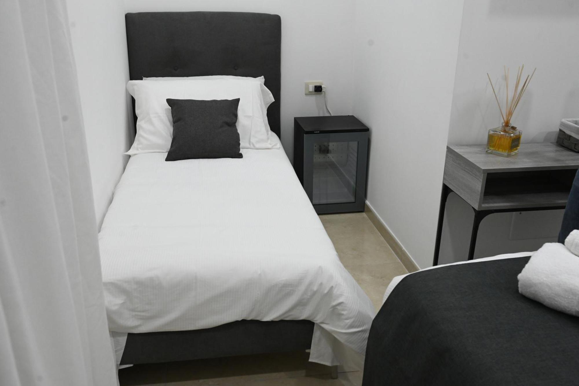 نابولي Solymar B&B المظهر الخارجي الصورة