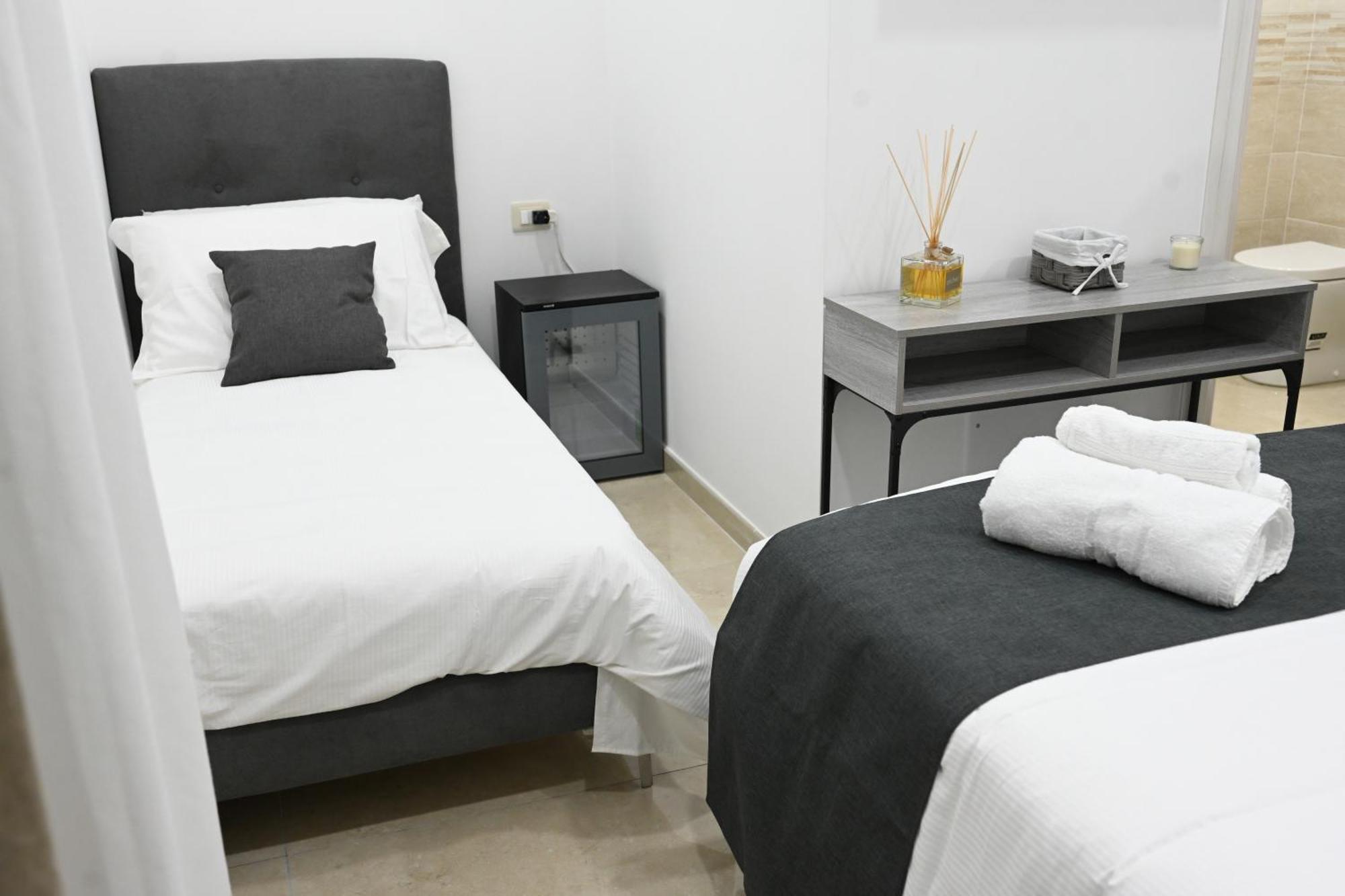 نابولي Solymar B&B المظهر الخارجي الصورة