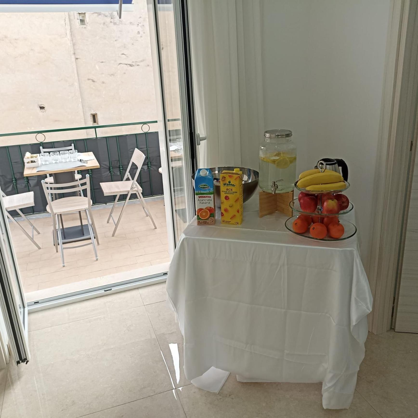 نابولي Solymar B&B المظهر الخارجي الصورة