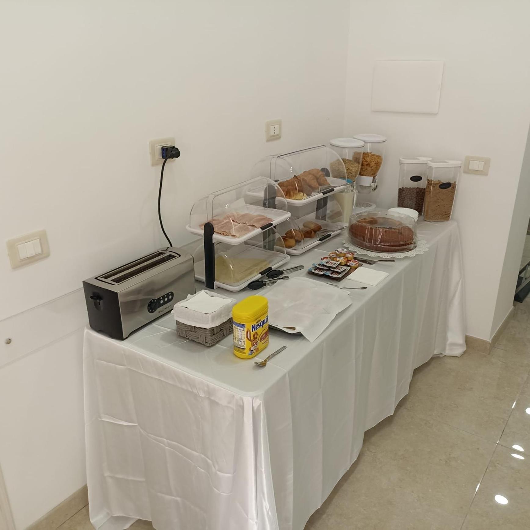 نابولي Solymar B&B المظهر الخارجي الصورة